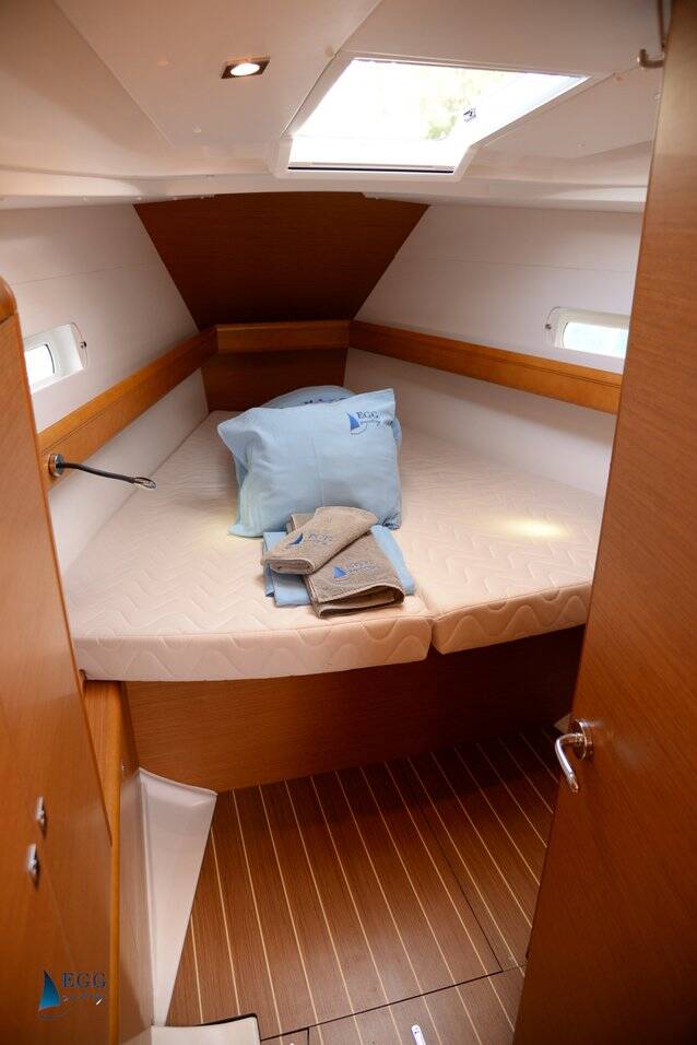 Sailing yacht Sun Odyssey 419 Feeling Fine