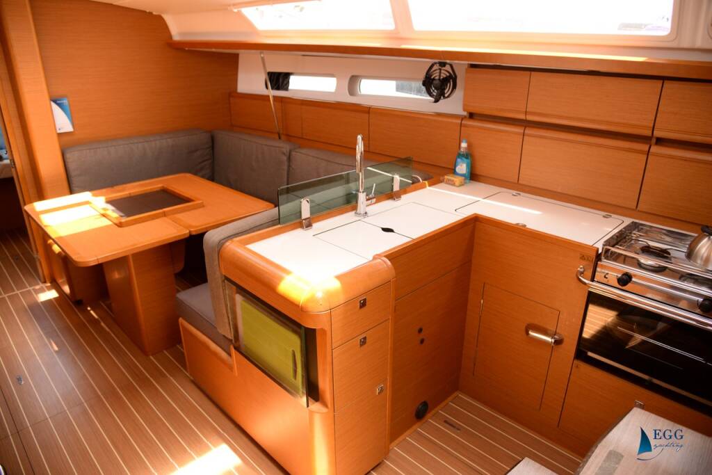 Sailing yacht Sun Odyssey 419 Feeling Fine
