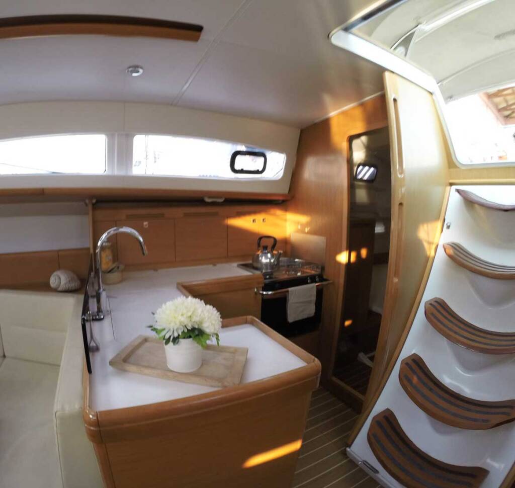 Segelyachten Sun Odyssey 42 DS Sweet Alis