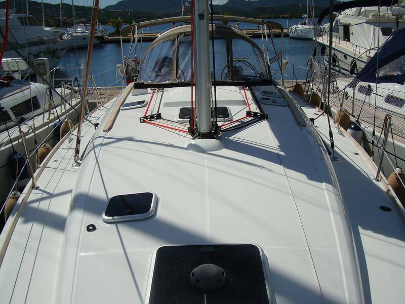 Sailing yacht Sun Odyssey 42i Praha