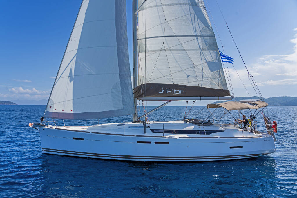 Sailing yacht Sun Odyssey 439 Marina I