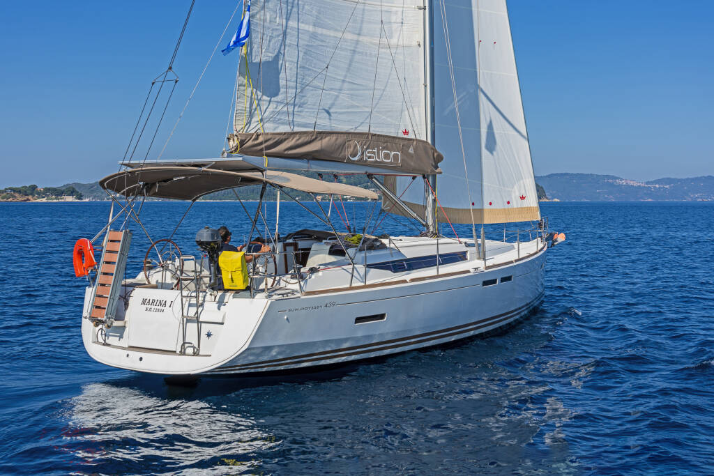 Sailing yacht Sun Odyssey 439 Marina I
