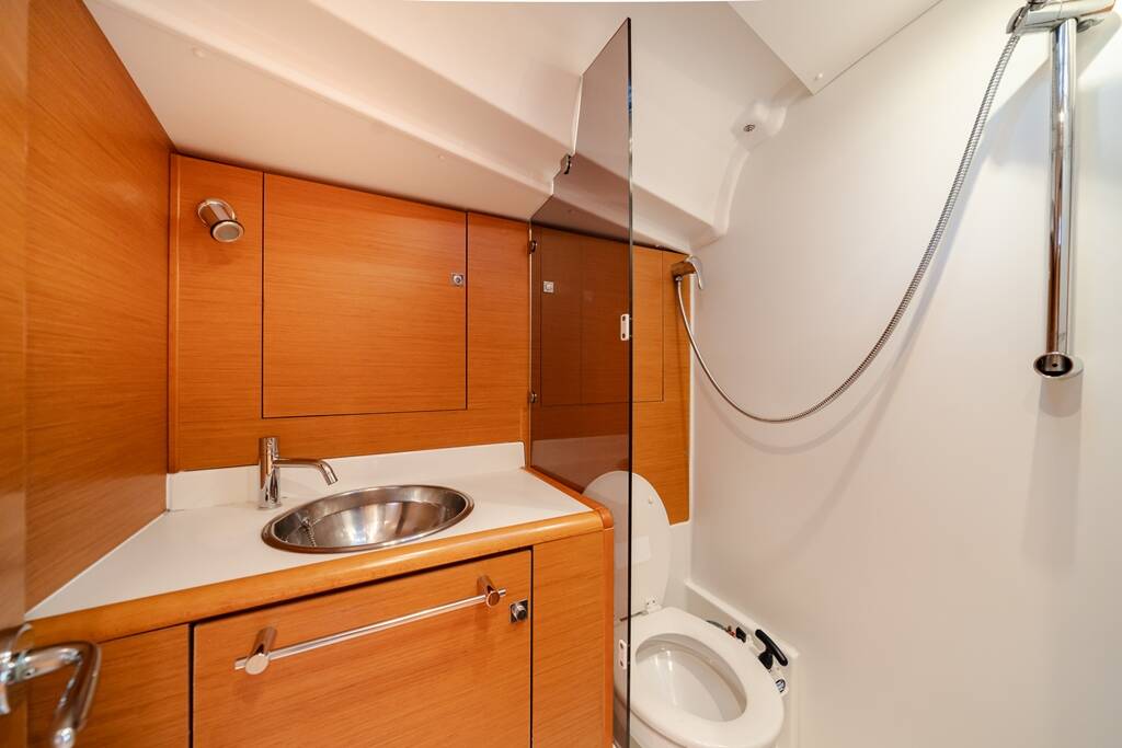 Sailing yacht Sun Odyssey 439 Aliki