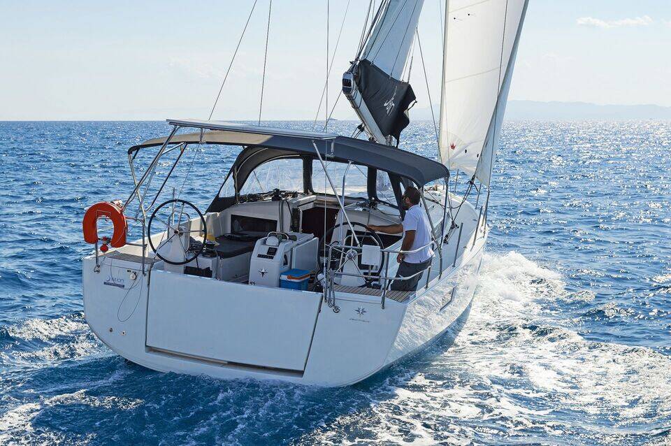Segelyachten Sun Odyssey 440 Mike Charlie