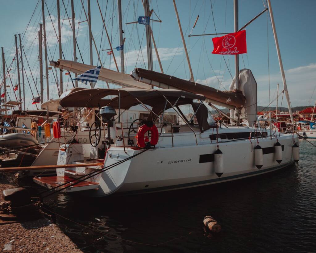 Sailing yacht Sun Odyssey 440 Eleni