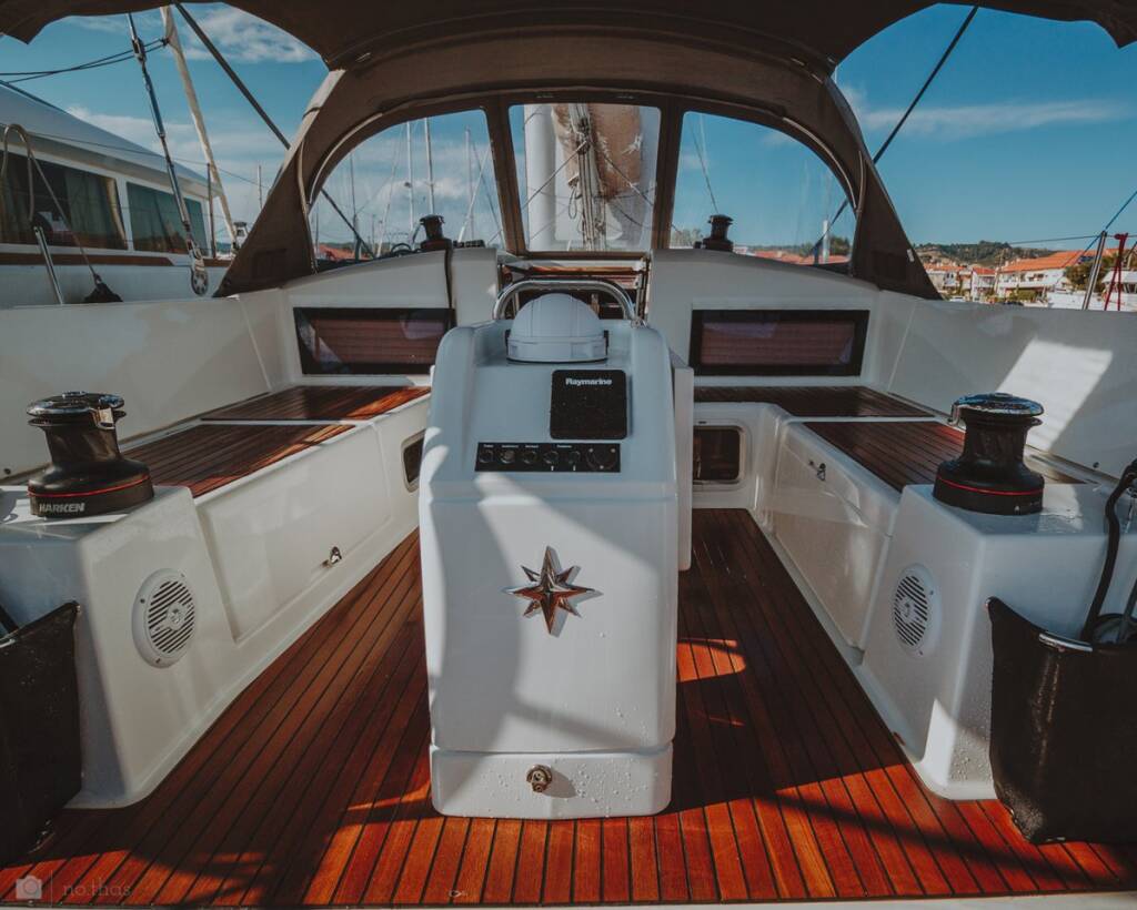 Sailing yacht Sun Odyssey 440 Eleni