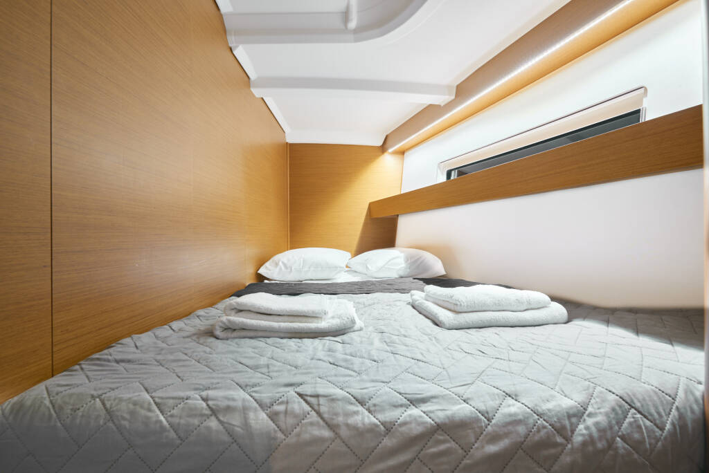 Sailing yacht Sun Odyssey 440 Nymeria