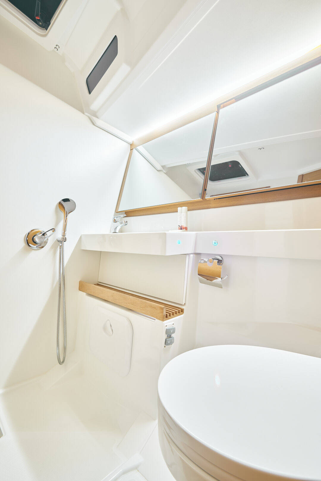 Sailing yacht Sun Odyssey 440 Nymeria