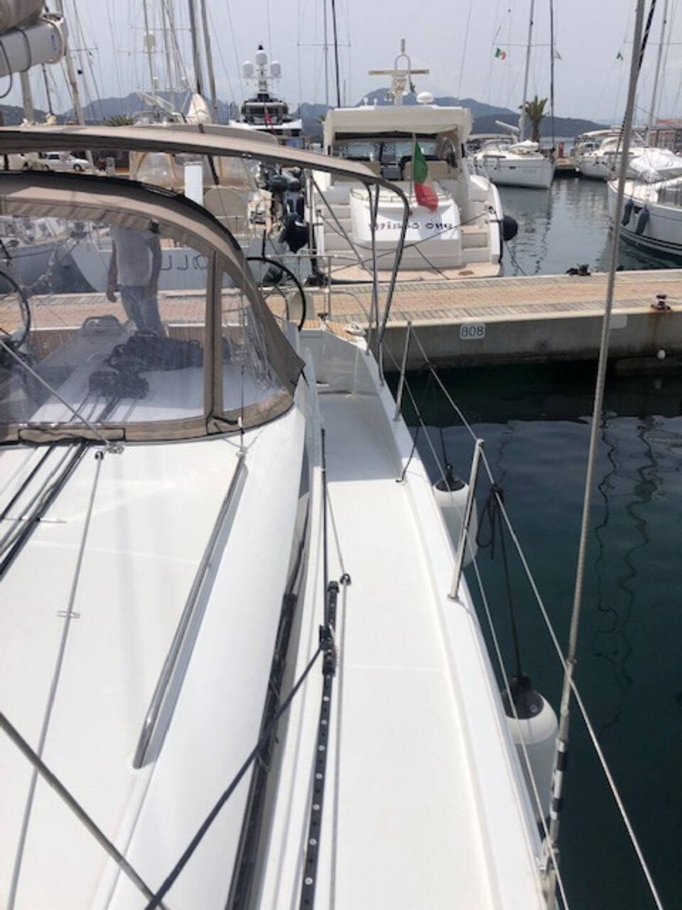 Sailing yacht Sun Odyssey 440 Stardust