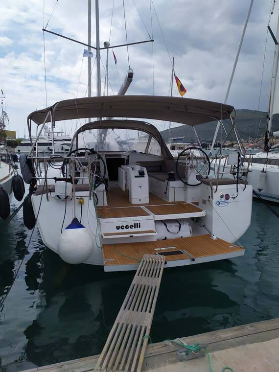 Sailing yacht Sun Odyssey 440 Uccelli