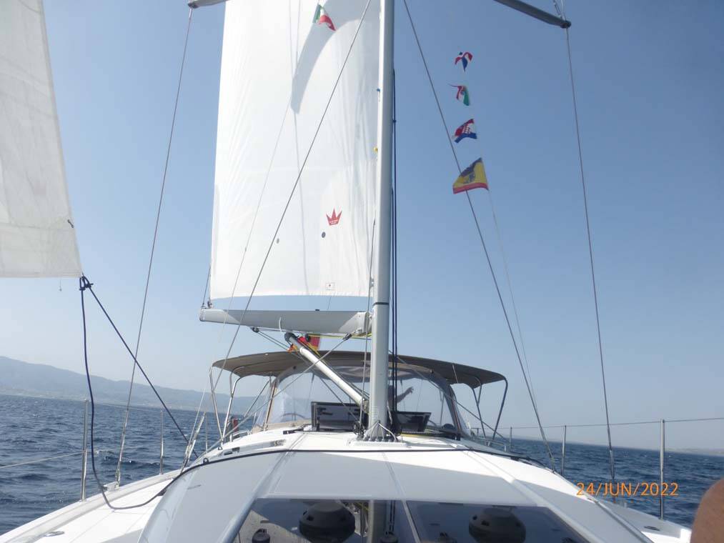 Sailing yacht Sun Odyssey 440 Uccelli