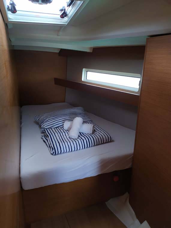 Sailing yacht Sun Odyssey 440 Uccelli