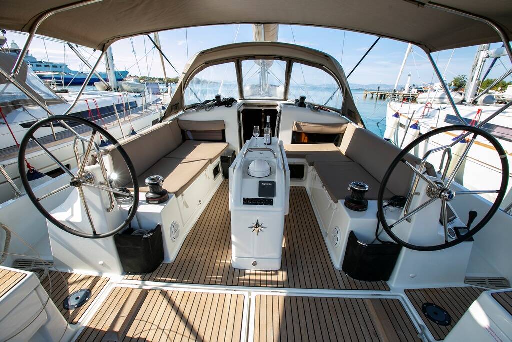 Sailing yacht Sun Odyssey 440 Homesick George