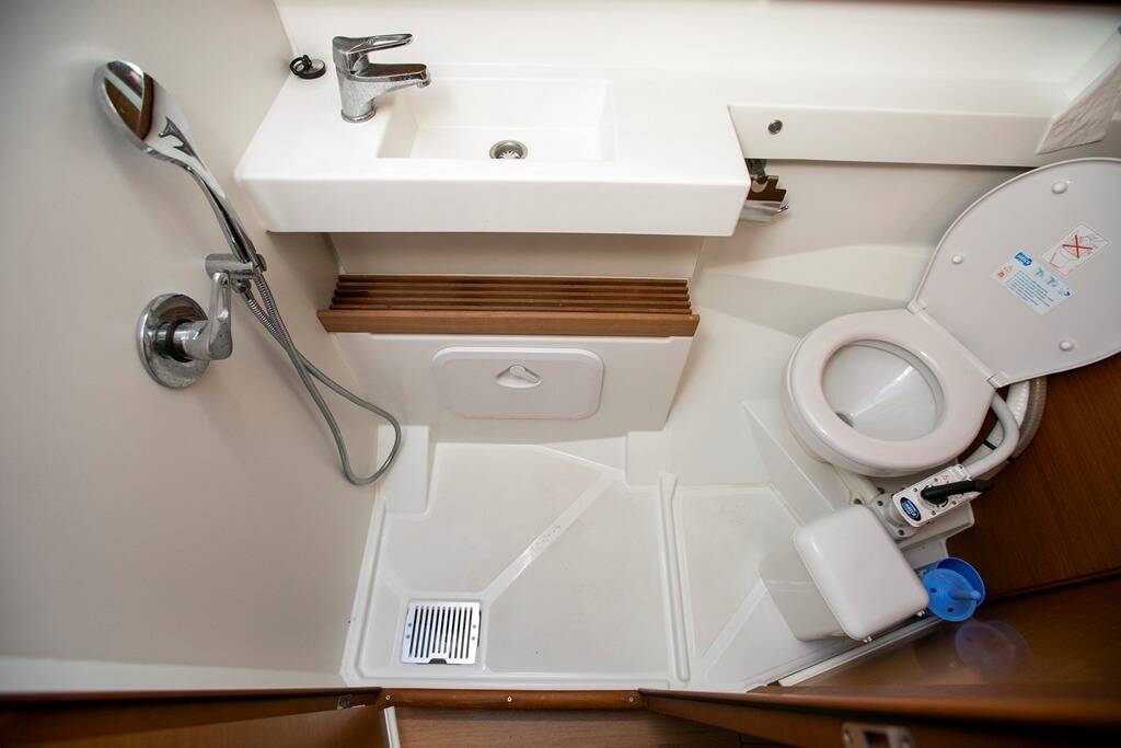 Sailing yacht Sun Odyssey 440 Homesick George