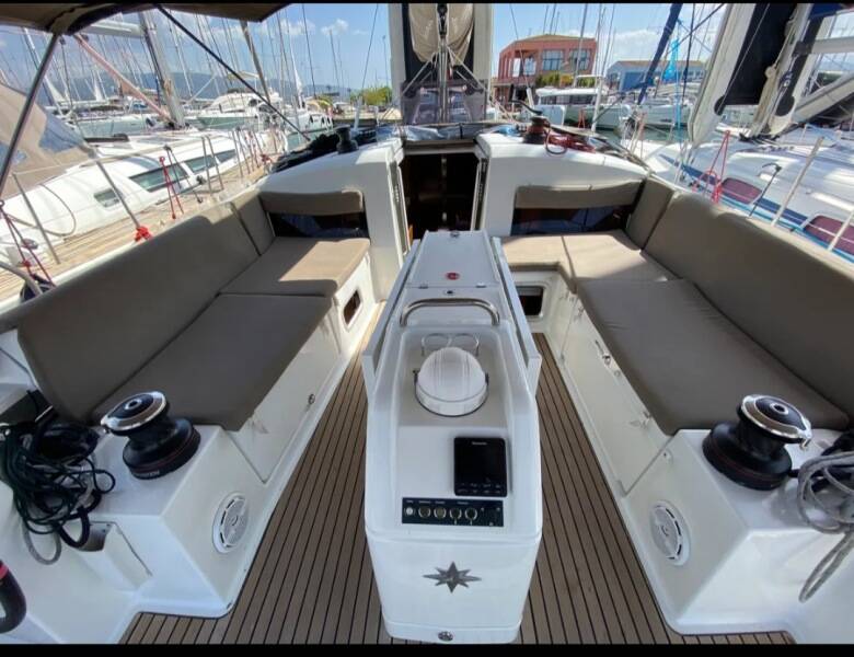 Segelyacht Sun Odyssey 440 Thivi