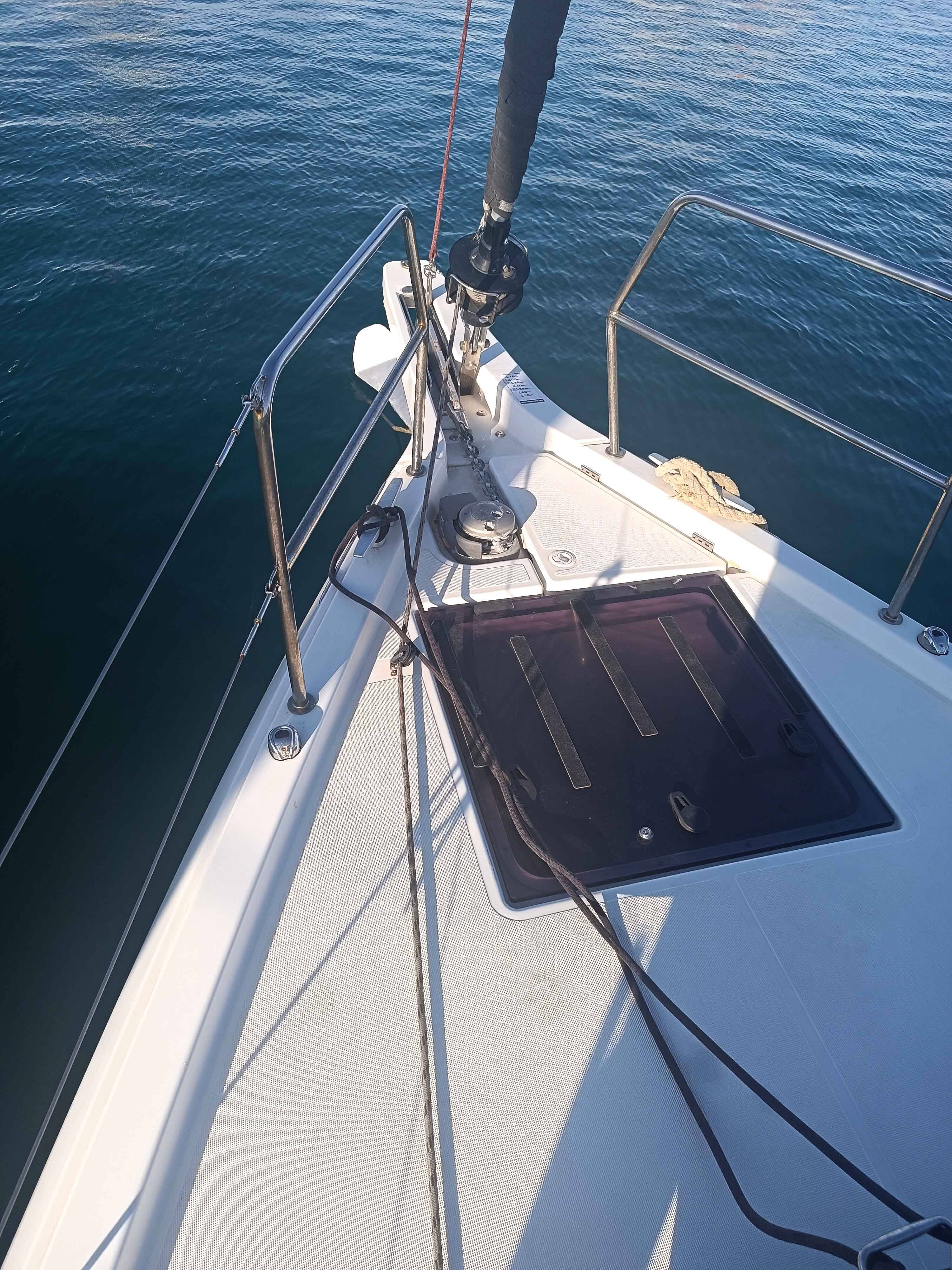 Sailing yacht Sun Odyssey 440 ECONOMY