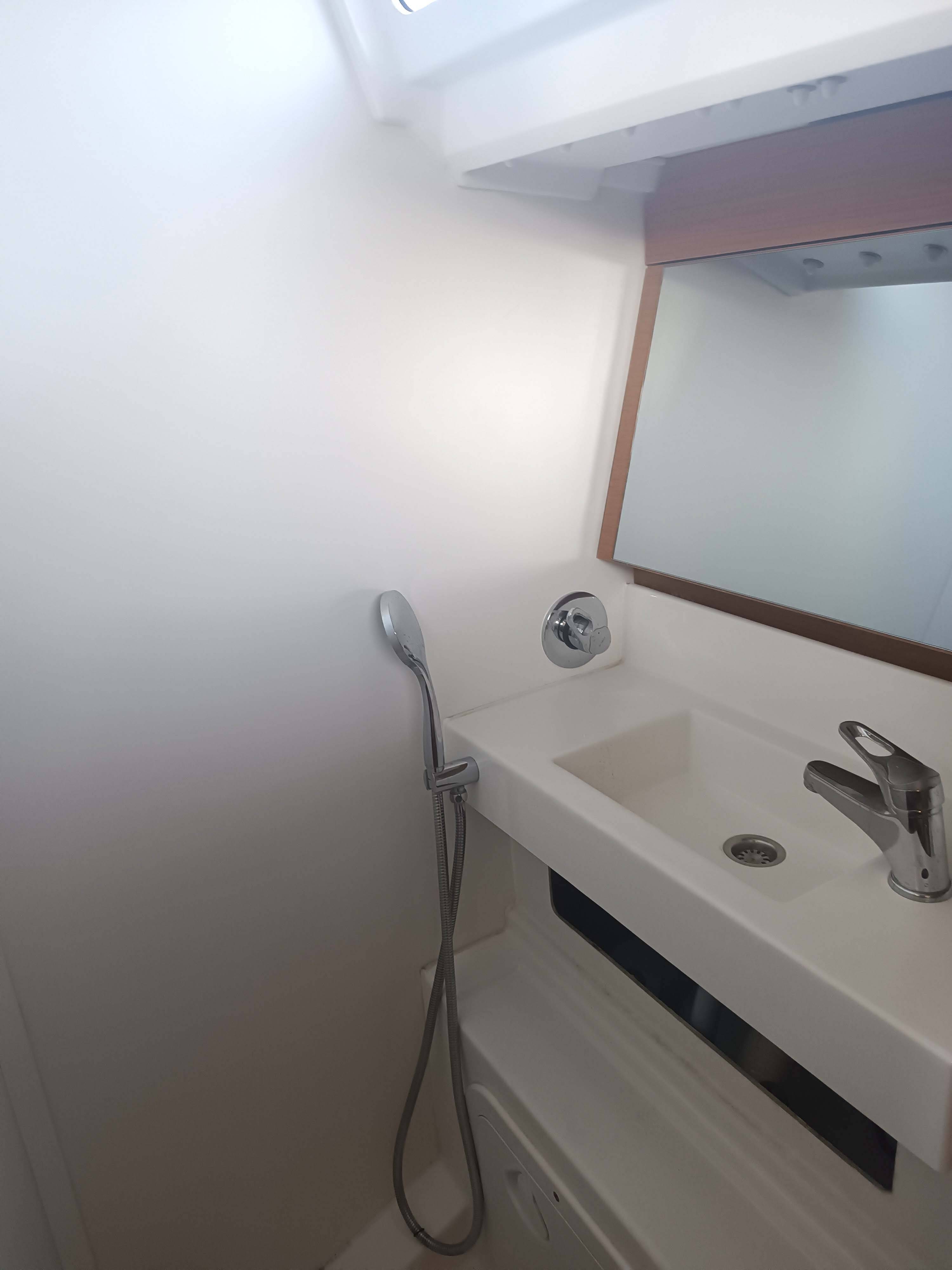 Sailing yacht Sun Odyssey 440 ECONOMY