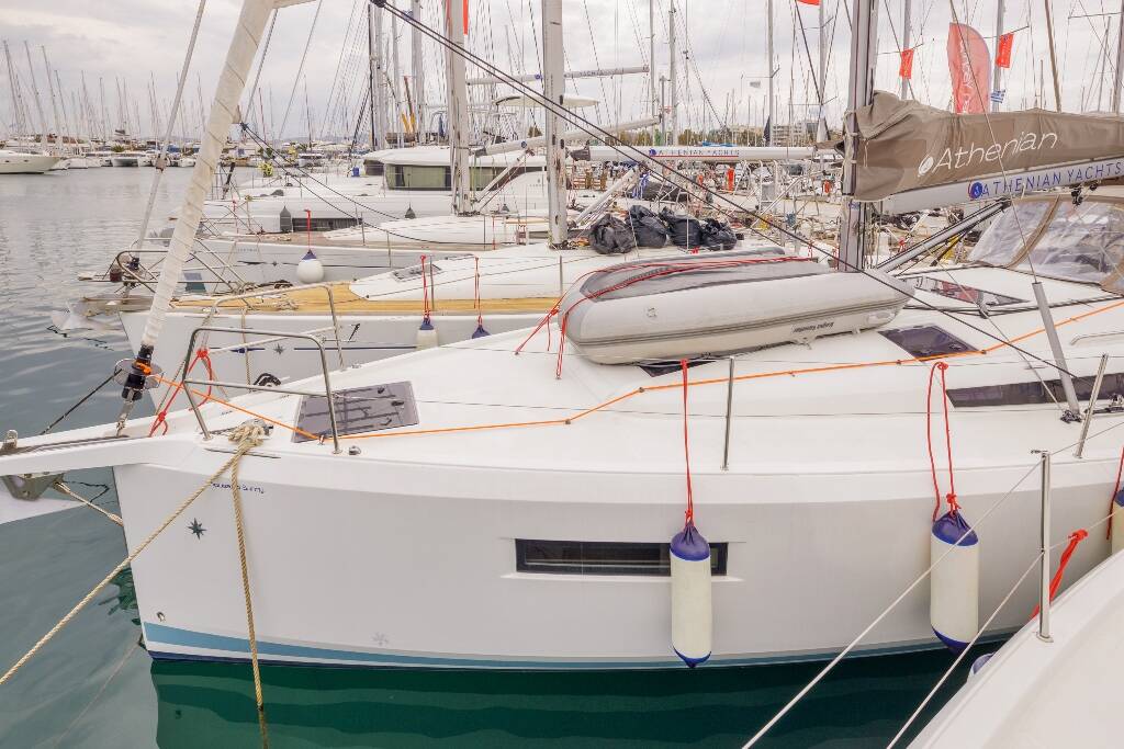 Sailing yacht Sun Odyssey 440 
