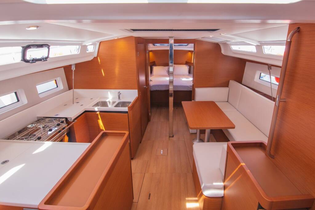 Sailing yacht Sun Odyssey 440 White Rabbit