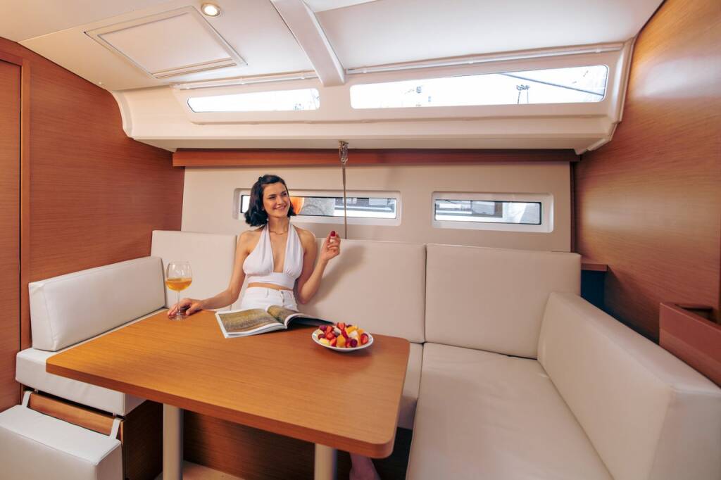 Sailing yacht Sun Odyssey 440 White Rabbit