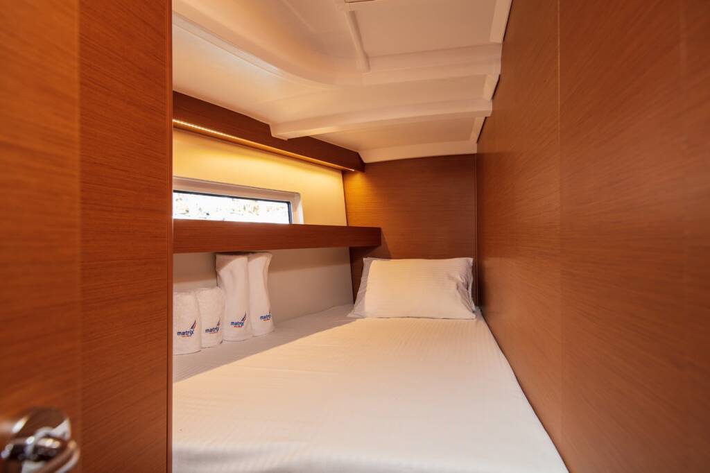 Sailing yacht Sun Odyssey 440 White Rabbit