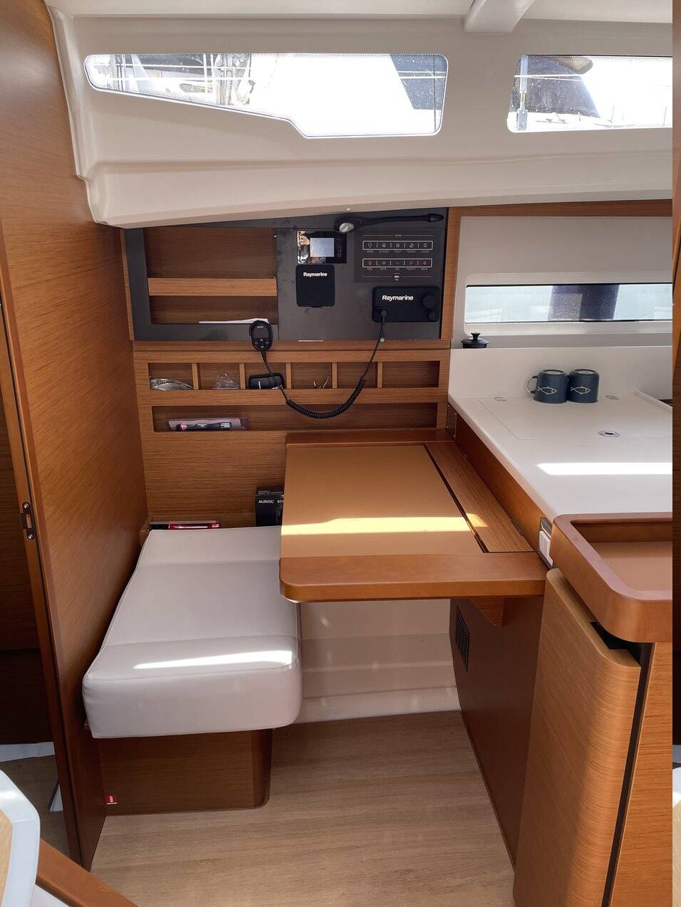 Sailing yacht Sun Odyssey 440 Ecstasea