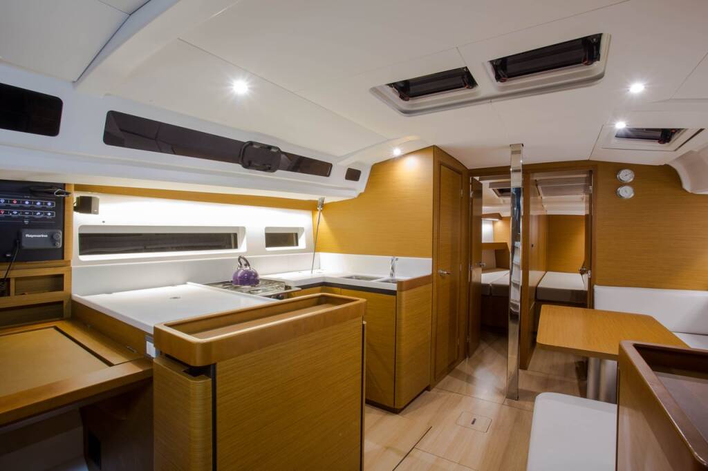 Segelyachten Sun Odyssey 440 Deep Water