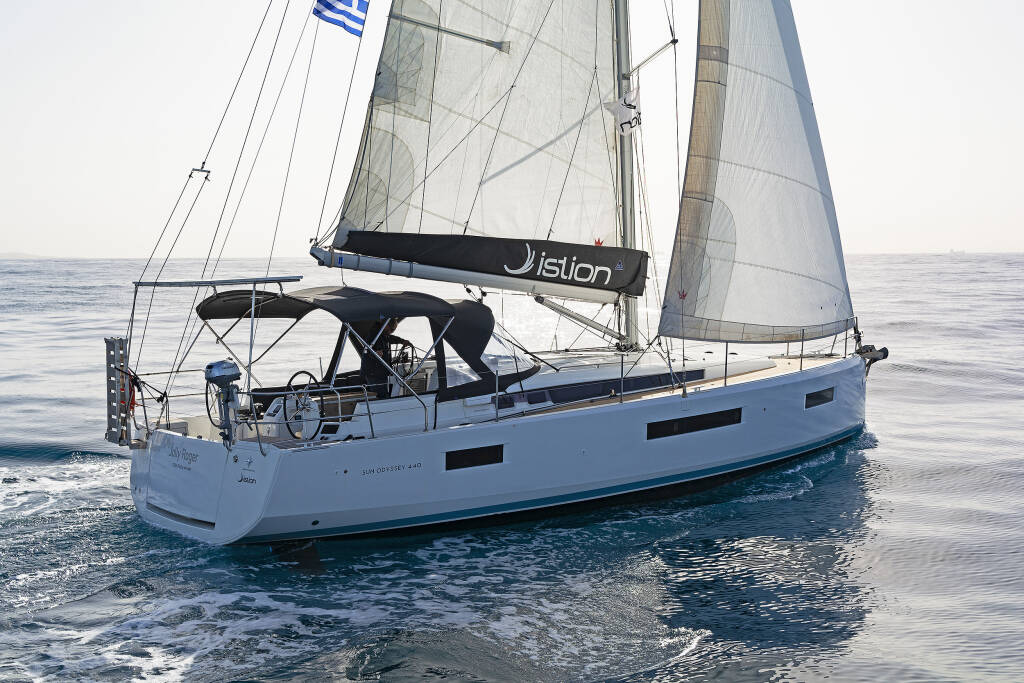 Sailing yacht Sun Odyssey 440 JOLLY ROGER