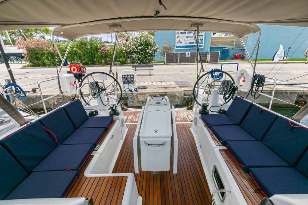 Segelyachten Sun Odyssey 440 Mystic Blue