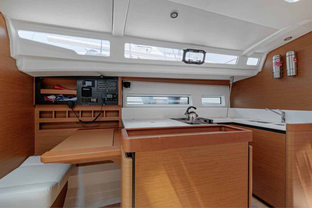 Segelyachten Sun Odyssey 440 Mystic Blue