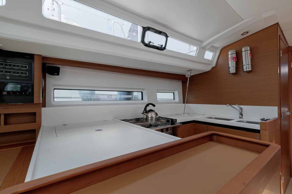 Segelyachten Sun Odyssey 440 Mystic Blue