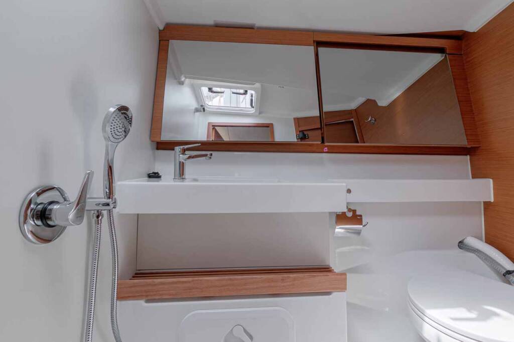 Segelyachten Sun Odyssey 440 Mystic Blue