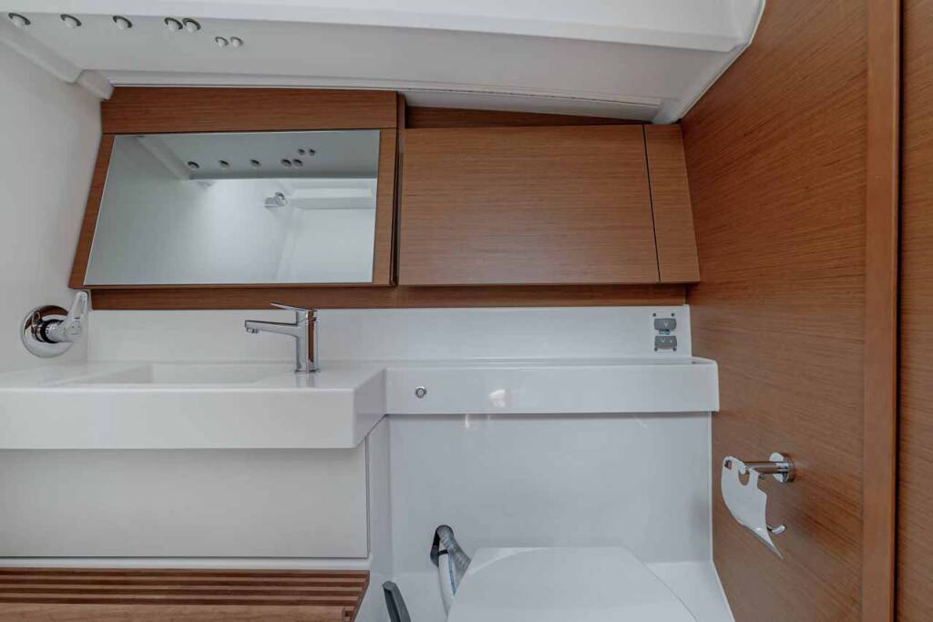 Segelyachten Sun Odyssey 440 Mystic Blue
