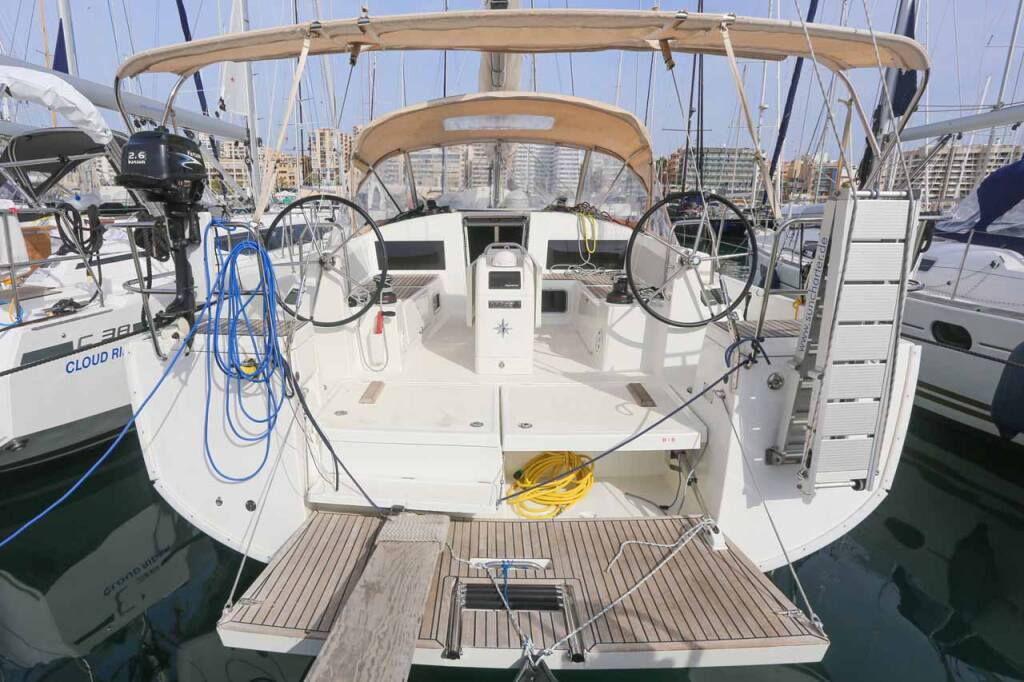 Sailing yacht Sun Odyssey 440 Lazy River
