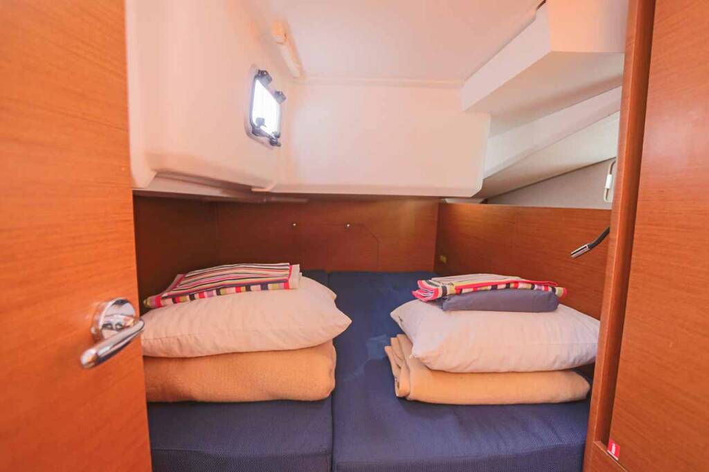 Sailing yacht Sun Odyssey 440 Lazy River