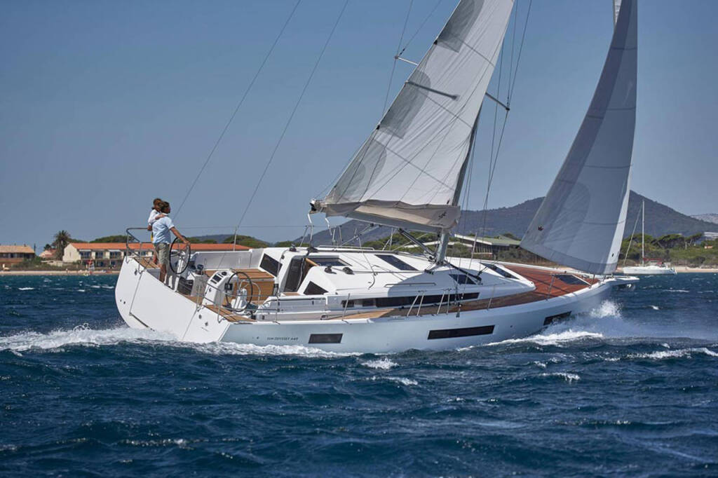 Sailing yacht Sun Odyssey 440 Scorpio