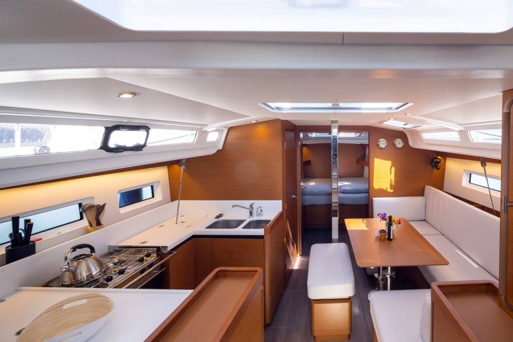 Segelyachten Sun Odyssey 440 Asteri