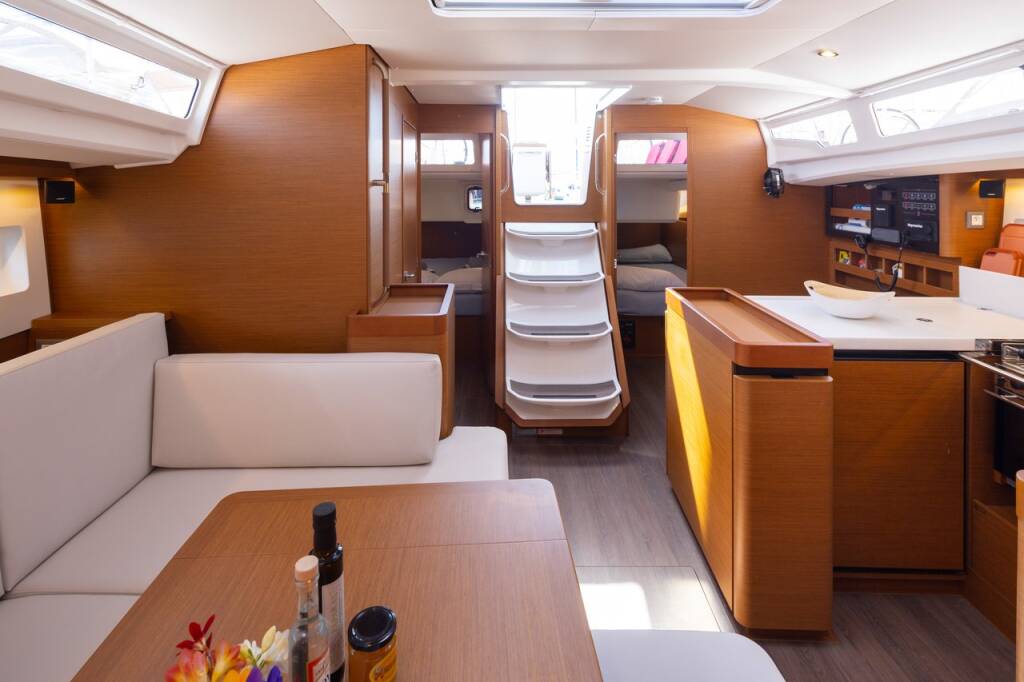 Segelyachten Sun Odyssey 440 Asteri