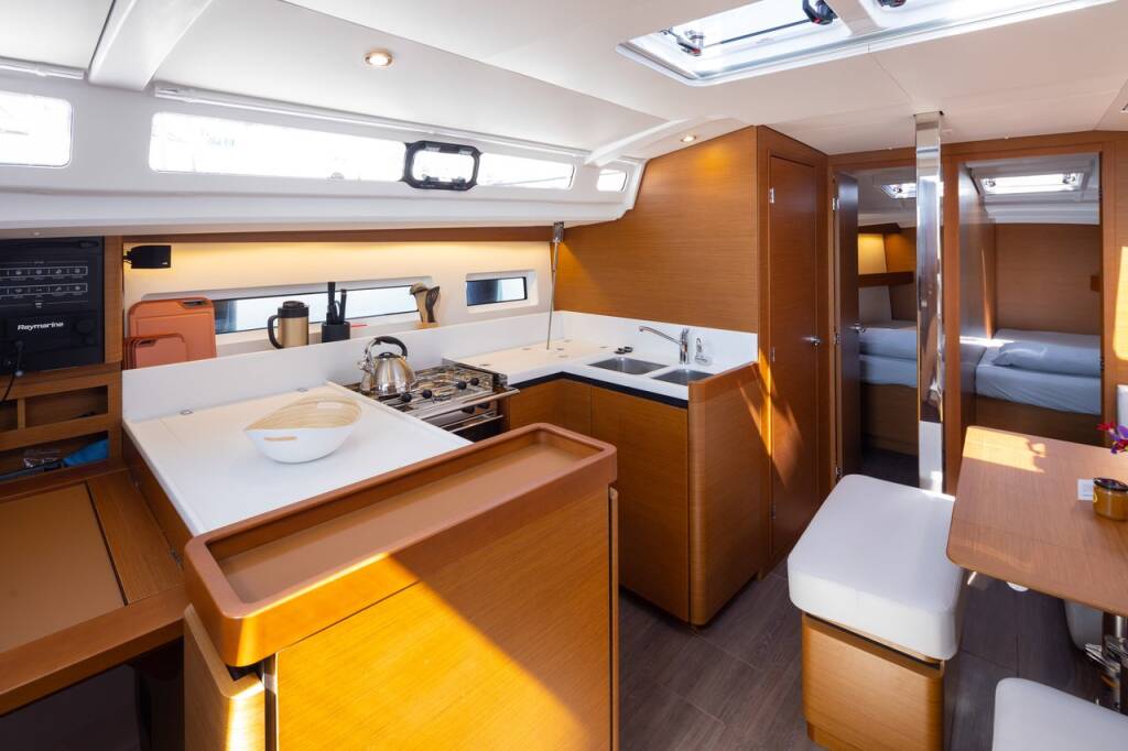 Segelyachten Sun Odyssey 440 Asteri