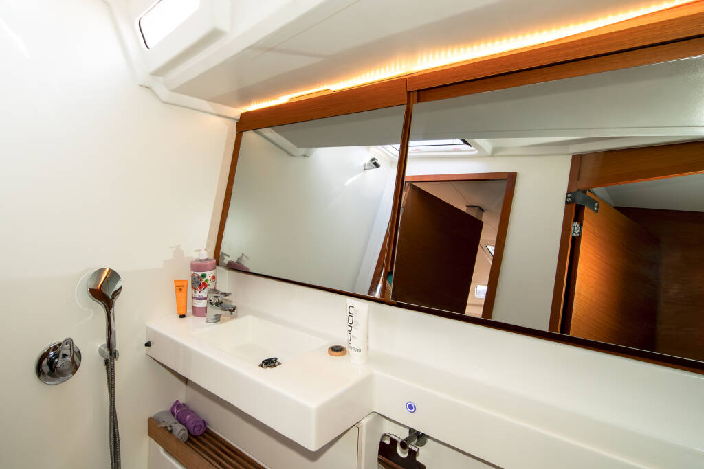 Segelyacht Sun Odyssey 440 Navillera