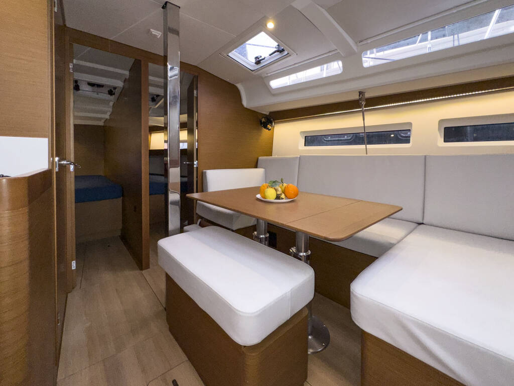 Segelyachten Sun Odyssey 440 tam elli