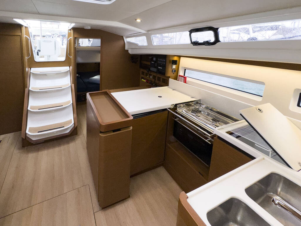 Segelyachten Sun Odyssey 440 tam elli