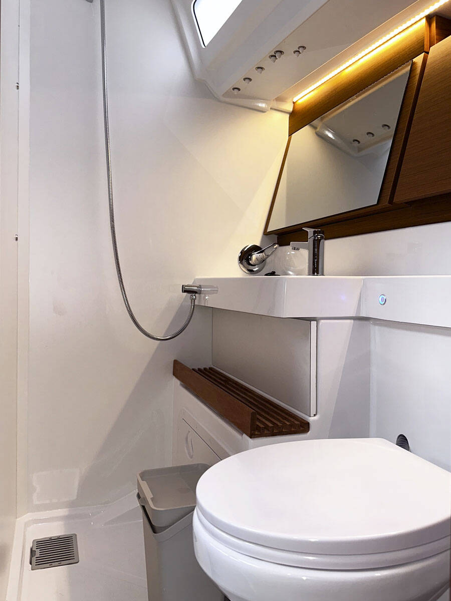 Segelyachten Sun Odyssey 440 tam elli