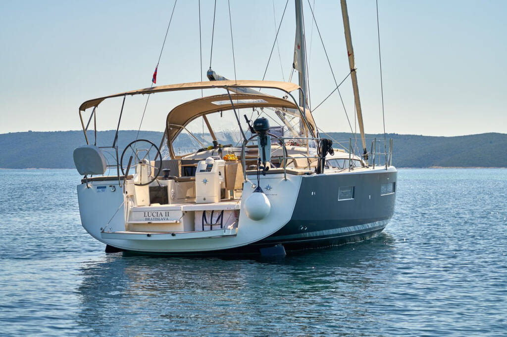 Sailing yacht Sun Odyssey 440 Lucia II