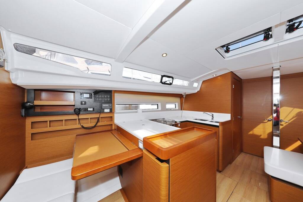 Segelyachten Sun Odyssey 440 Waka
