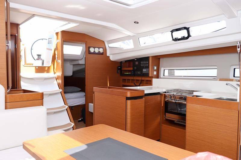 Segelyachten Sun Odyssey 440 Ana