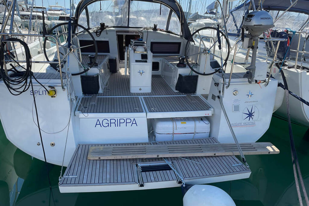 Sailing yacht Sun Odyssey 440 Agrippa 