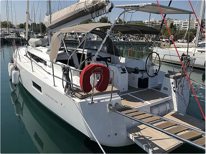 Segelyachten Sun Odyssey 440 Tikal III