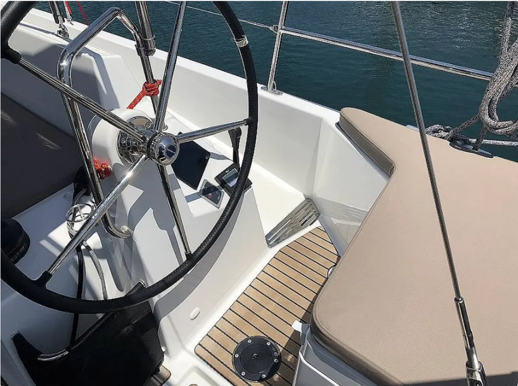 Segelyachten Sun Odyssey 440 Tikal III