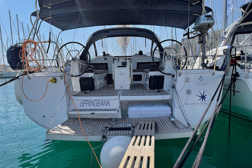 Sailing yacht Sun Odyssey 440 Springbank